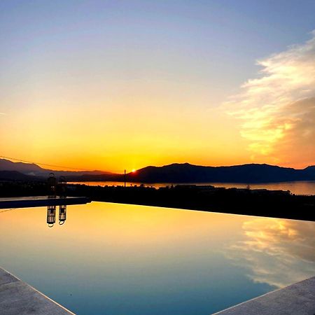 Blue Harmony Villa Dhramia Bagian luar foto
