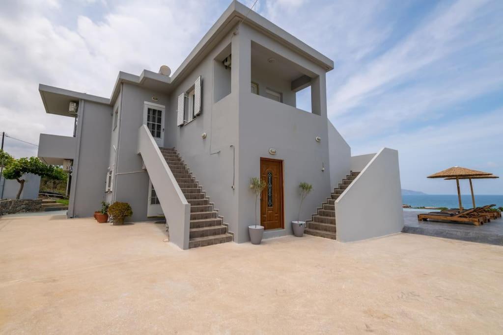 Blue Harmony Villa Dhramia Bagian luar foto