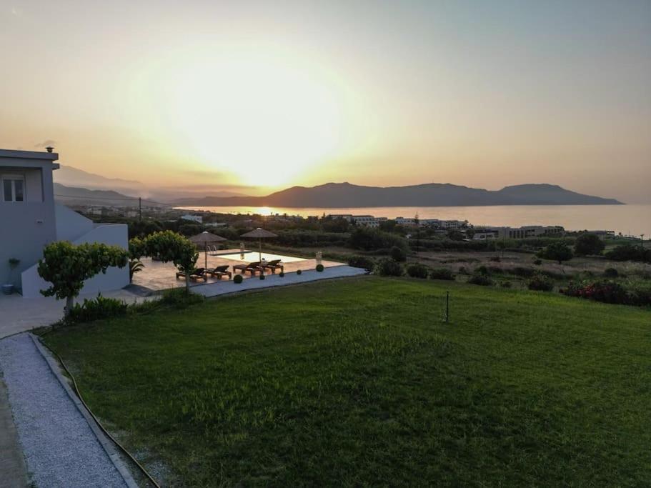 Blue Harmony Villa Dhramia Bagian luar foto