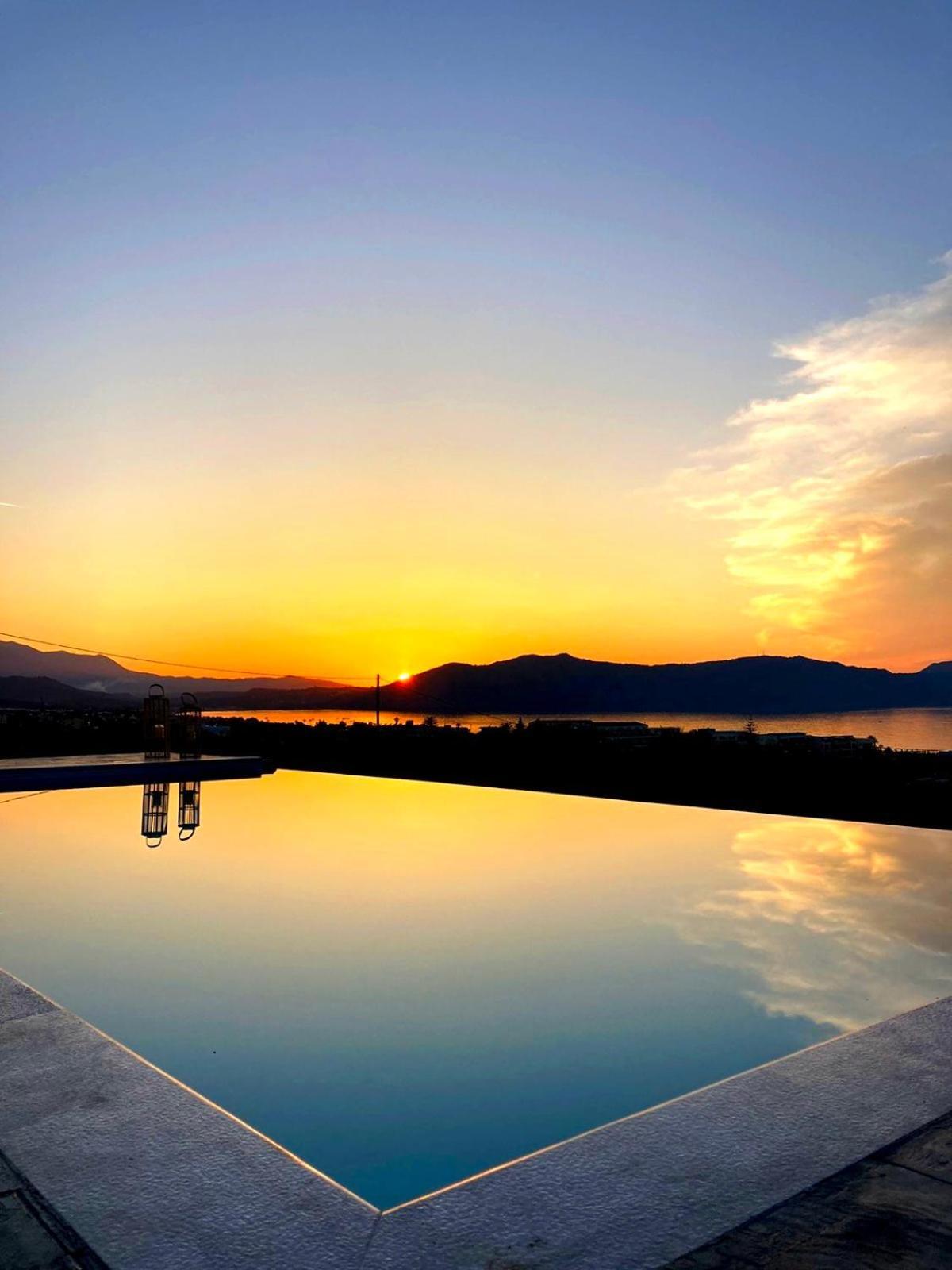Blue Harmony Villa Dhramia Bagian luar foto