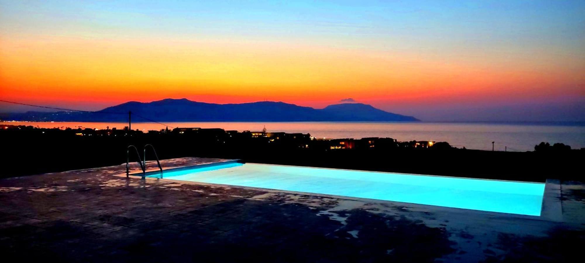 Blue Harmony Villa Dhramia Bagian luar foto