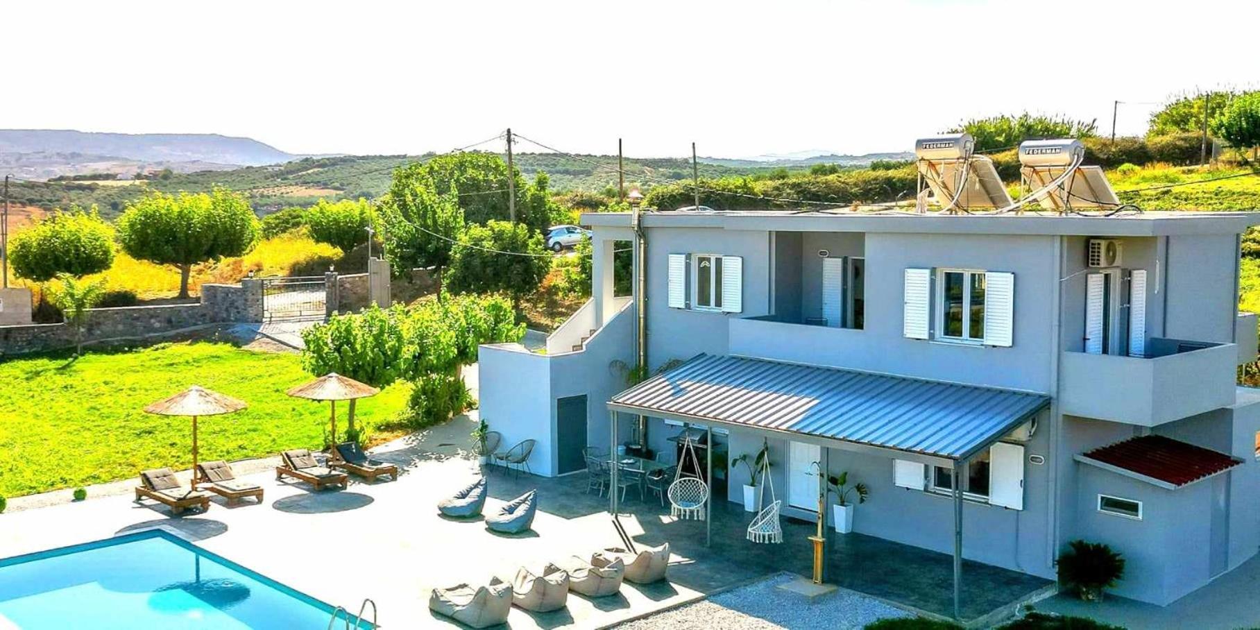 Blue Harmony Villa Dhramia Bagian luar foto